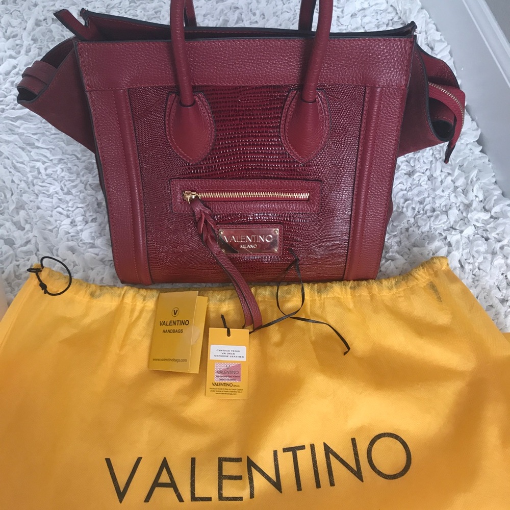 🎉SOLD🎉Valentino by Mario Valentino Cynthia Bag - Picture 2 of 8